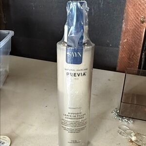 Previa  Hair Treatment & Mask - Cream and Blue